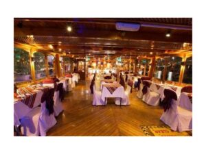 Dhow Cruise Dinner Dubai: Where Culture and Cuisine Converge