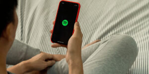 Spotify 8.8 Premium Apk Free Download Offline MOD